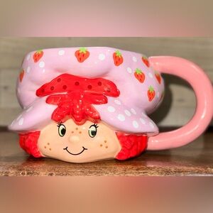 Super Cute 🥰 Strawberry Shortcake Ceramic 3D Face Coffee Mug - New
